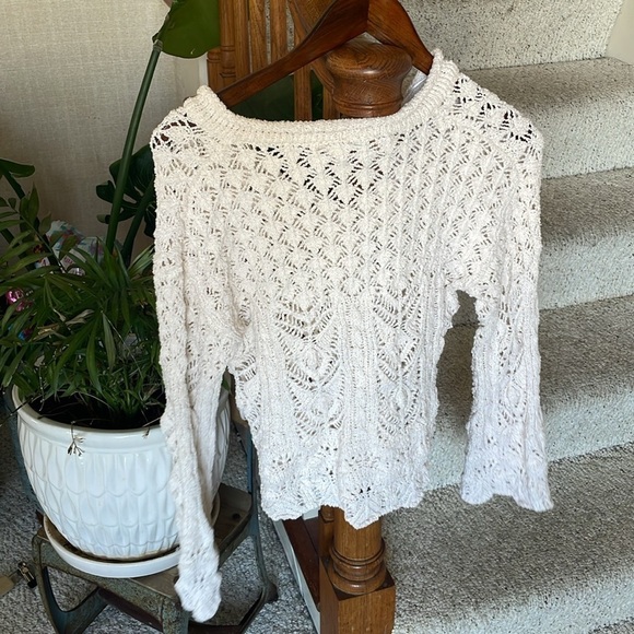 C&C California Cream Crochet Beach Sweater - Picture 4 of 10